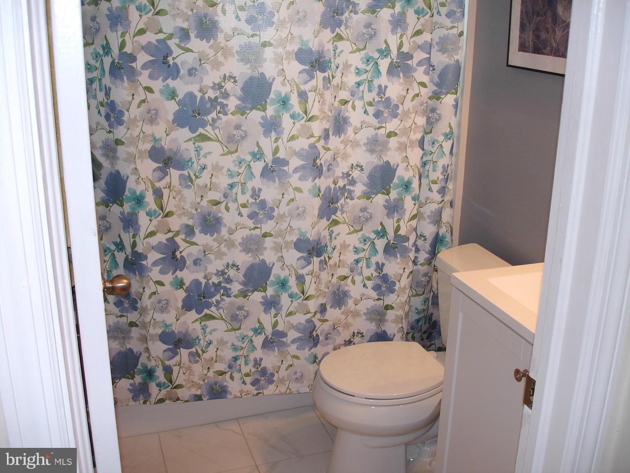 500 Old Home Road Baltimore, MD 21206 - Photo 13 of 27 FULL BATH