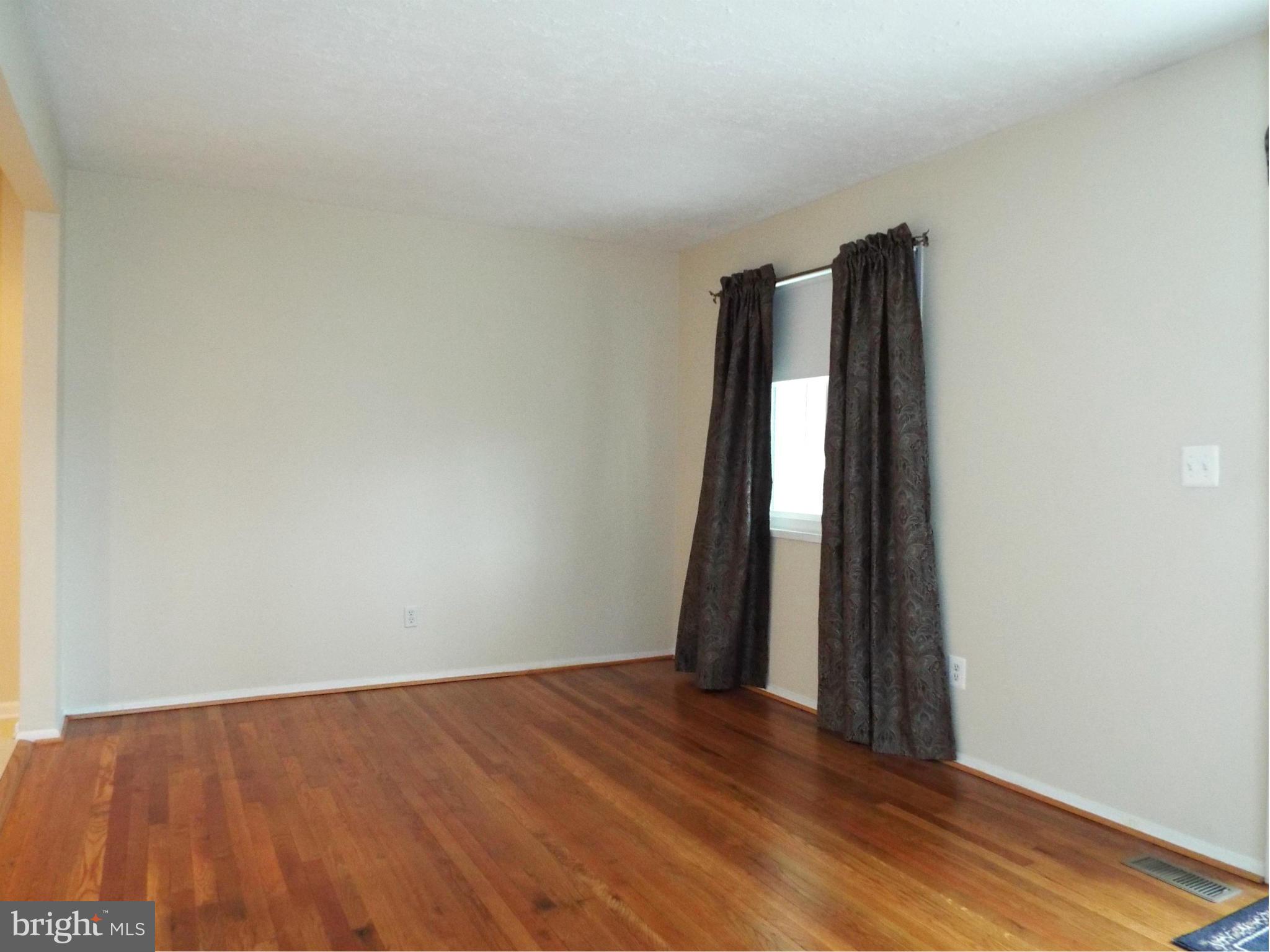 500 Old Home Road Baltimore, MD 21206 - Photo 3 of 27 NICELY FINISHED HARDWOOD FLOORS