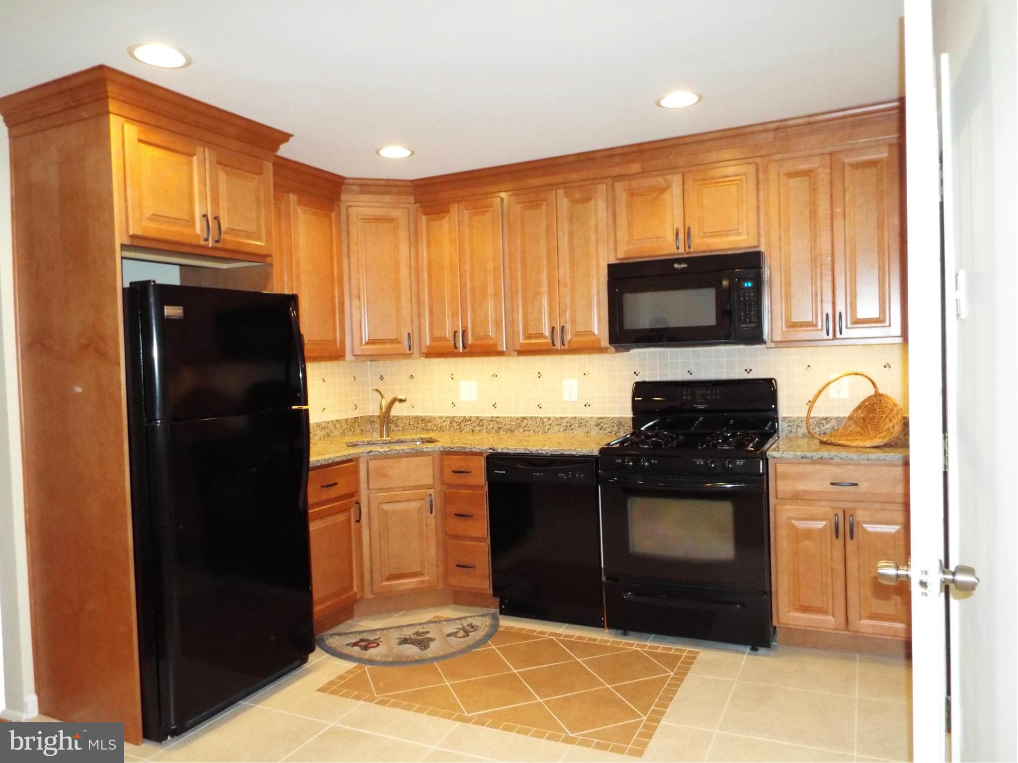 500 Old Home Road Baltimore, MD 21206 - Photo 6 of 27 BEAUTIFULLY RENOVATED AND READY