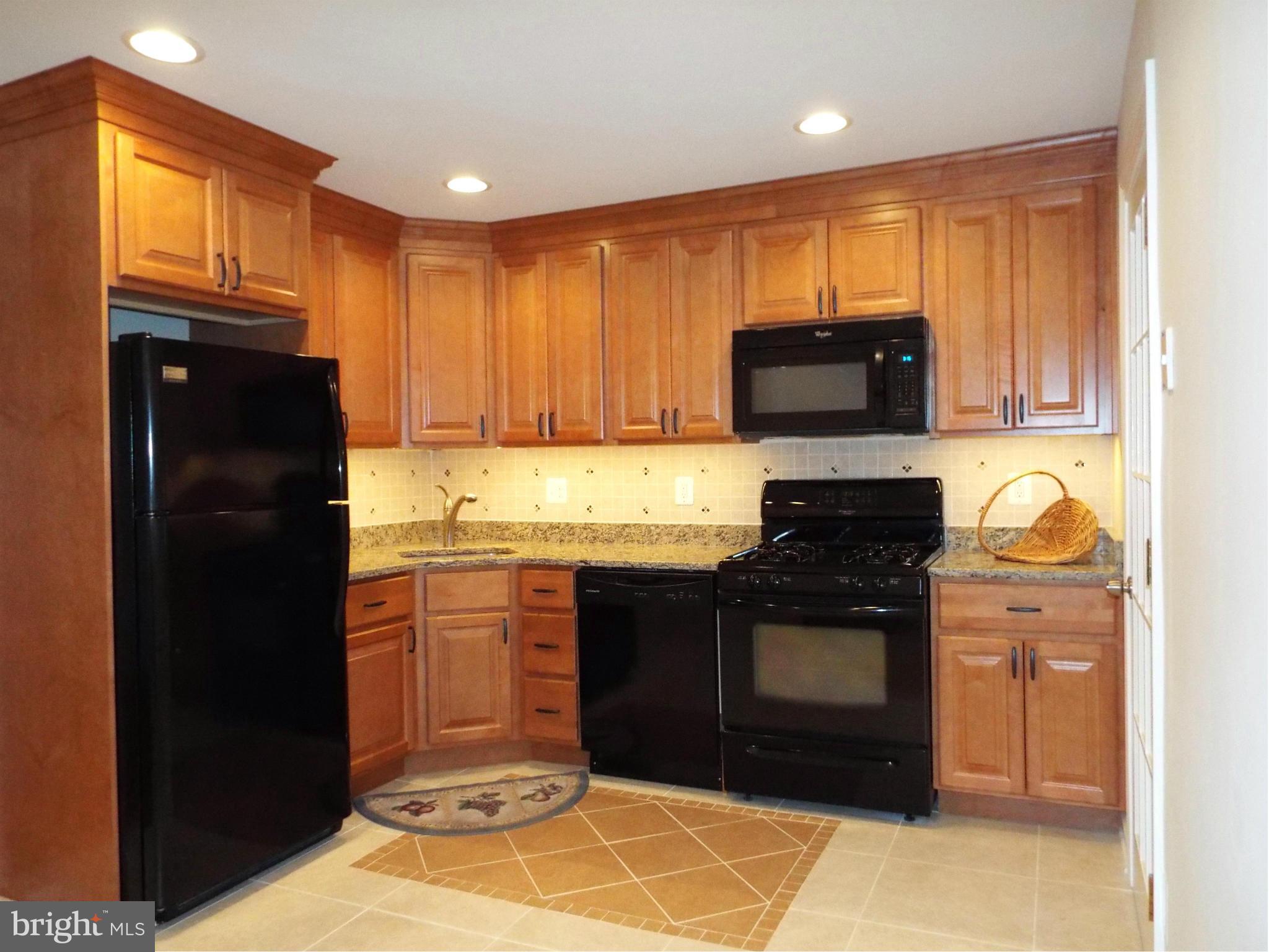 500 Old Home Road Baltimore, MD 21206 - Photo 8 of 27 NEW APPLIANCES
