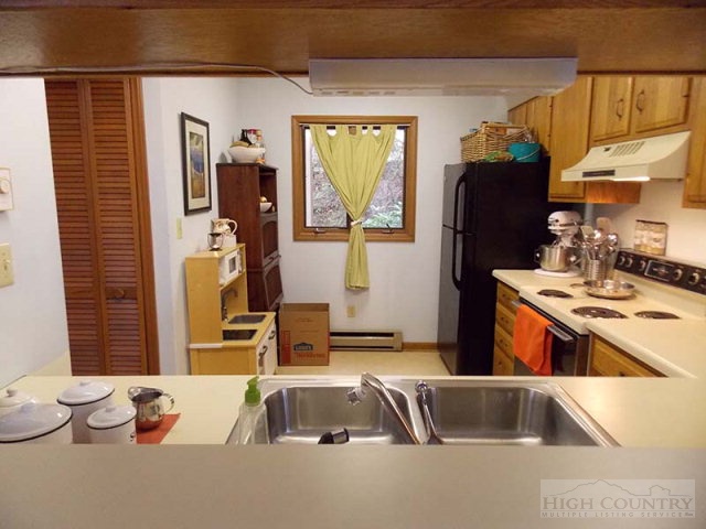 300 Ridgeview Road Sugar Mountain, NC 28604 - Photo 3 of 37 Gallery Image 3