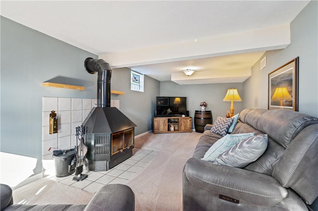 1608 Wilson Road Pittsburgh, PA 15236 - Photo 19 of 25 Gallery Image 19
