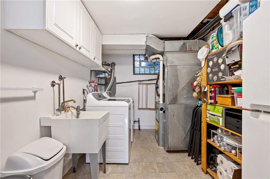 1608 Wilson Road Pittsburgh, PA 15236 - Photo 21 of 25 Gallery Image 21