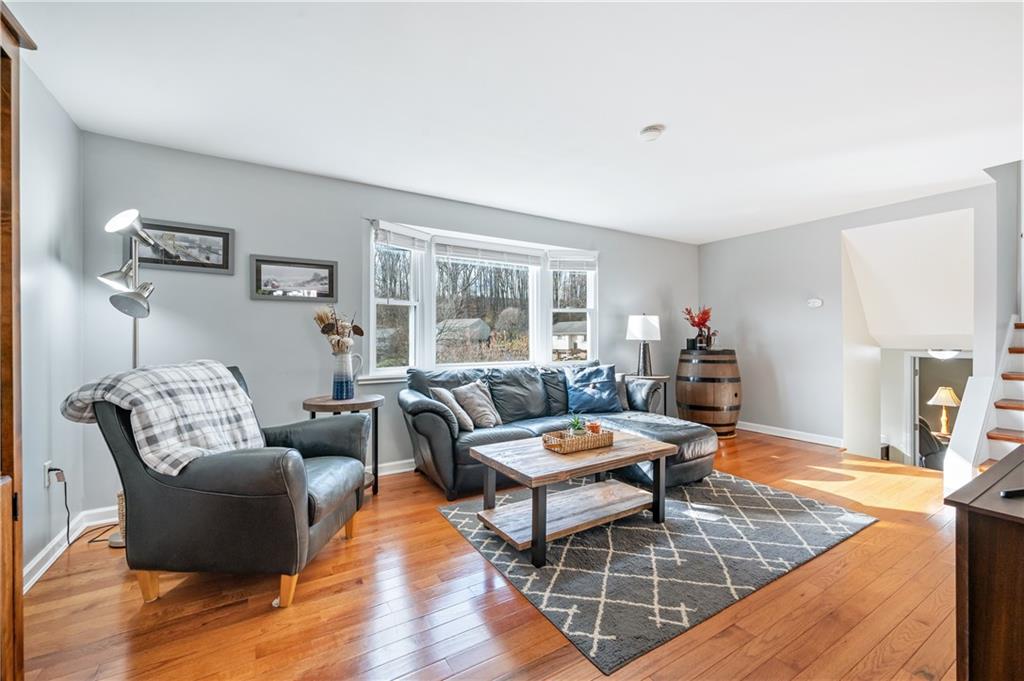 1608 Wilson Road Pittsburgh, PA 15236 - Photo 6 of 25 Gallery Image 6