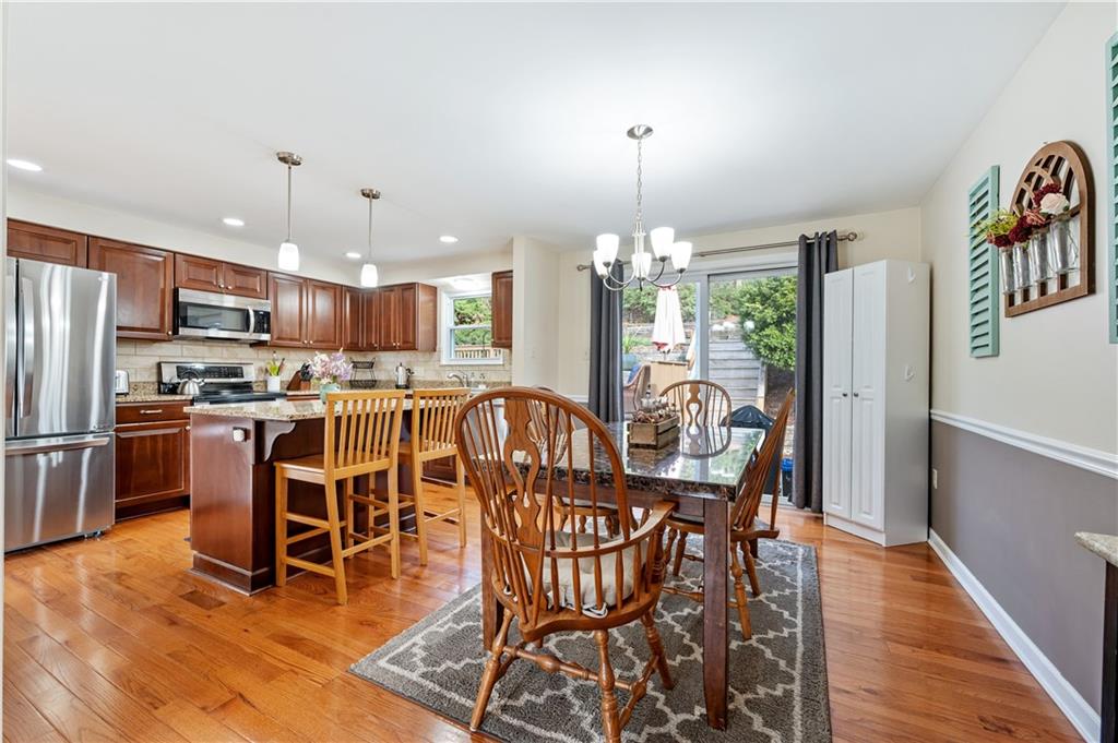 1608 Wilson Road Pittsburgh, PA 15236 - Photo 9 of 25 Gallery Image 9