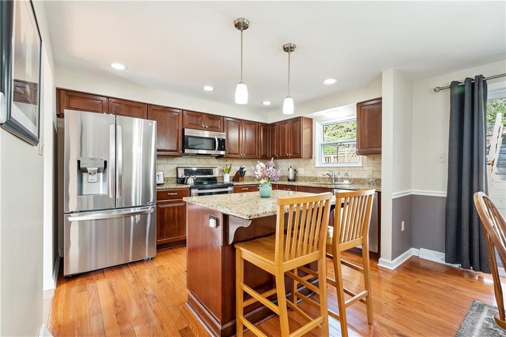 1608 Wilson Road Pittsburgh, PA 15236 - Photo 10 of 25 Gallery Image 10