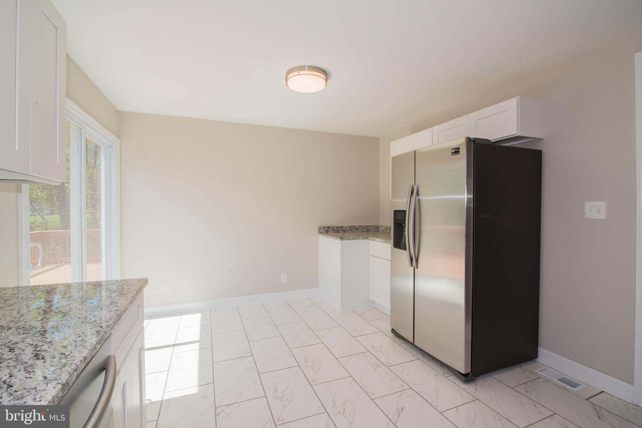 7933 34th Street Baltimore, MD 21237 - Photo 11 of 34 Kitchen/Dining