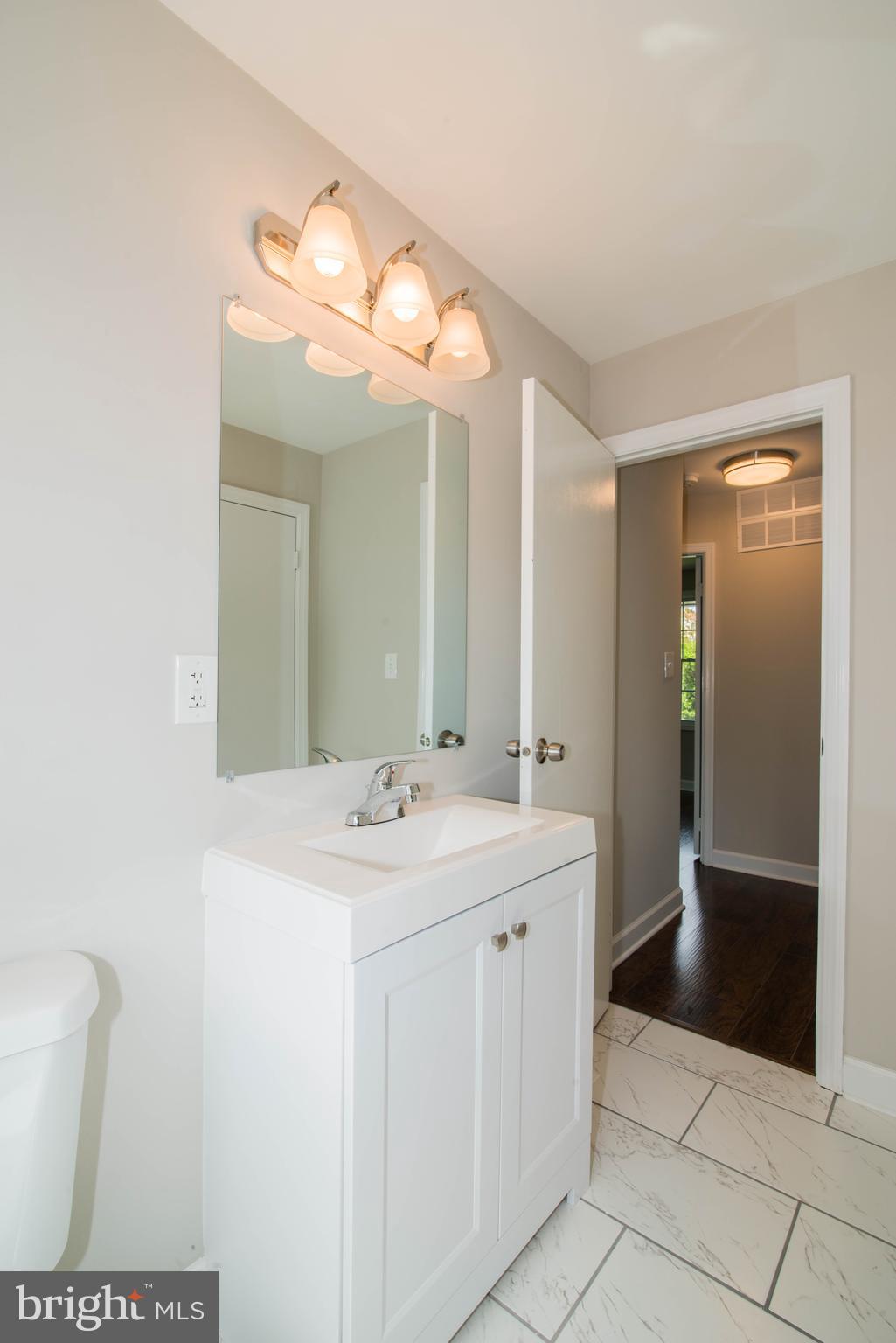 7933 34th Street Baltimore, MD 21237 - Photo 24 of 34 Bath