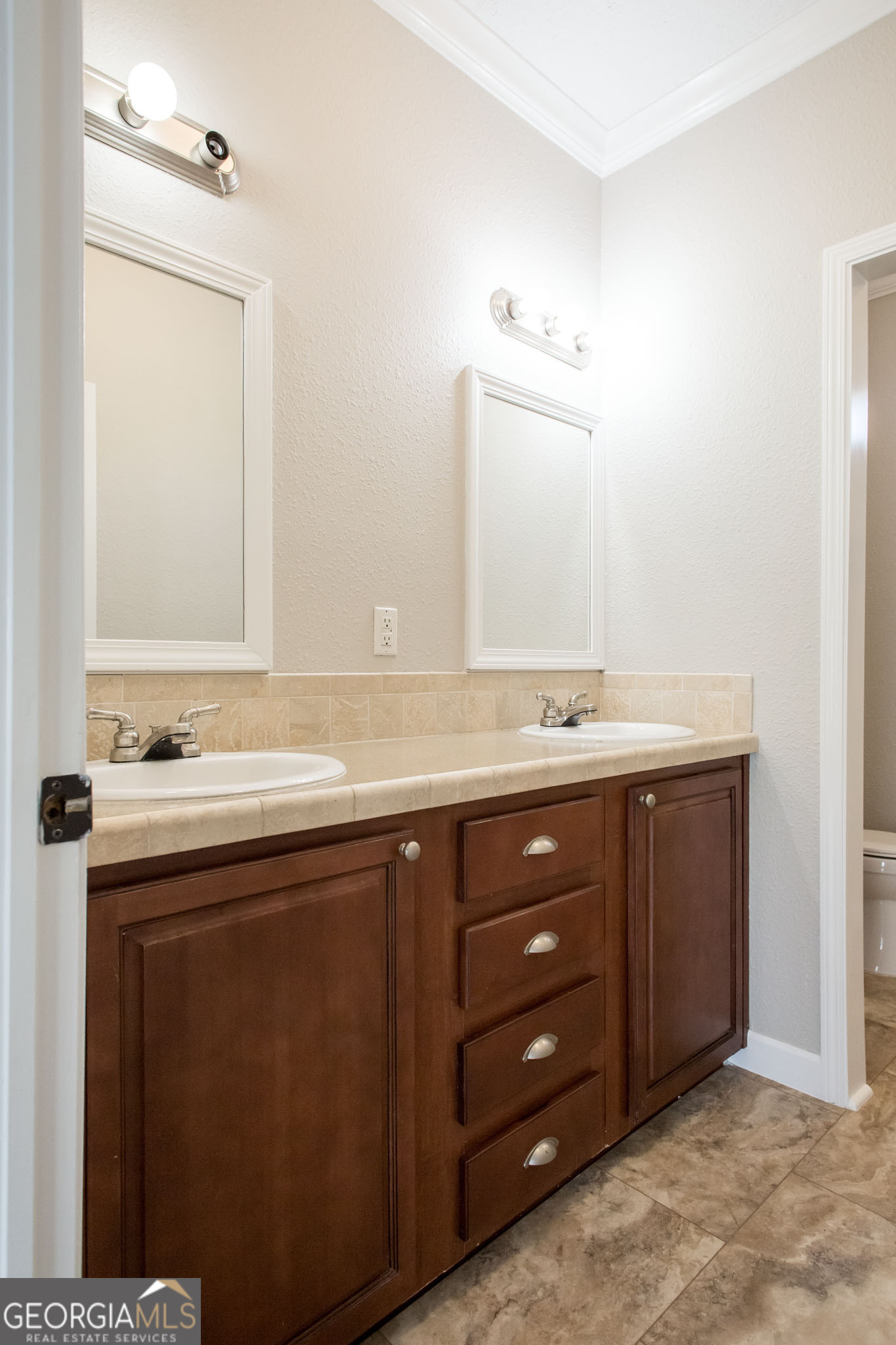 2734 Woodridge Road Waycross, GA 31503 - Photo 36 of 52