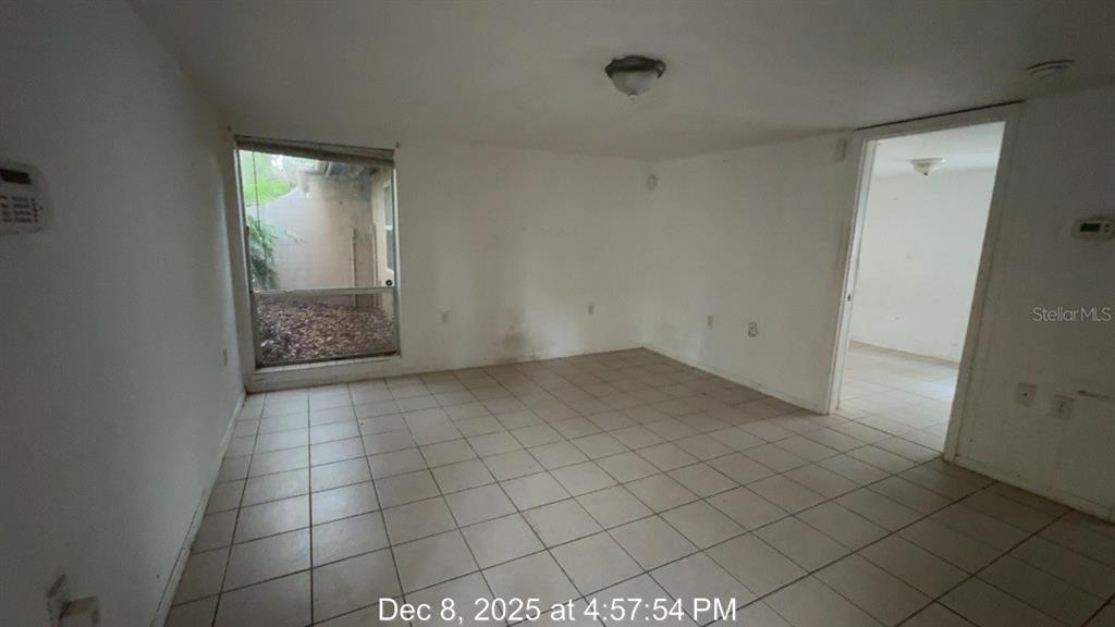 1672 10th Street Sarasota, FL 34236 - Photo 3 of 20