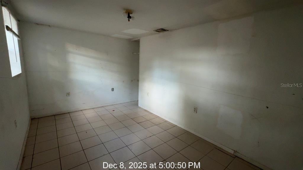 1672 10th Street Sarasota, FL 34236 - Photo 8 of 20