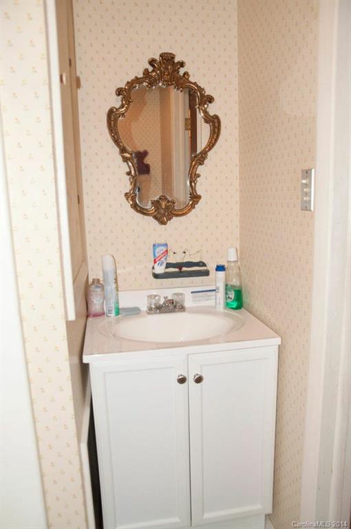 2212 Rice Planters Road, Unit 18 Charlotte, NC 28273 - Photo 18 of 24 Gallery Image 18
