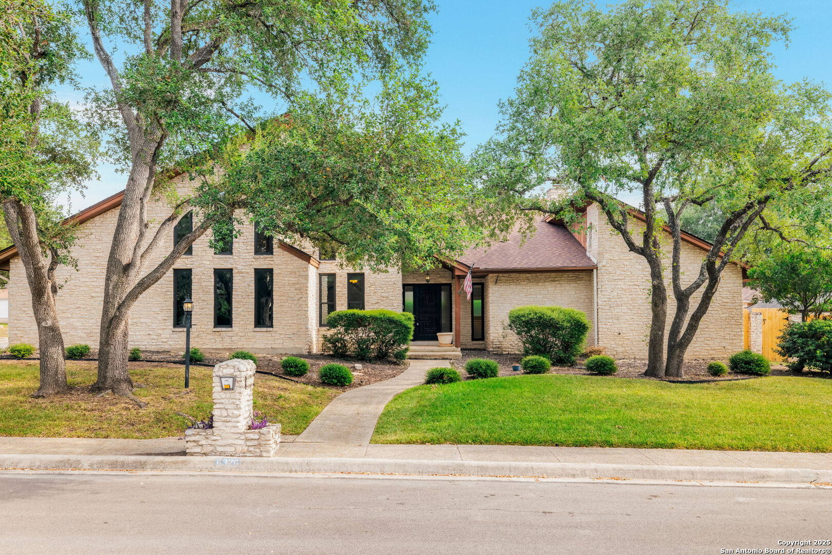 6326 Mallard Point Windcrest, TX 78239 - Photo 2 of 52