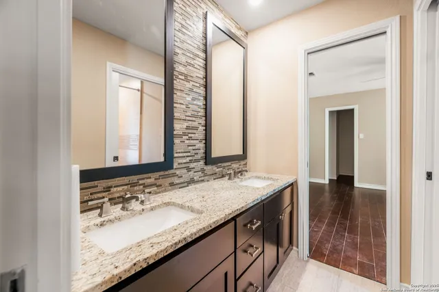 $549,000 | 6326 Mallard Point, Windcrest, TX 78239