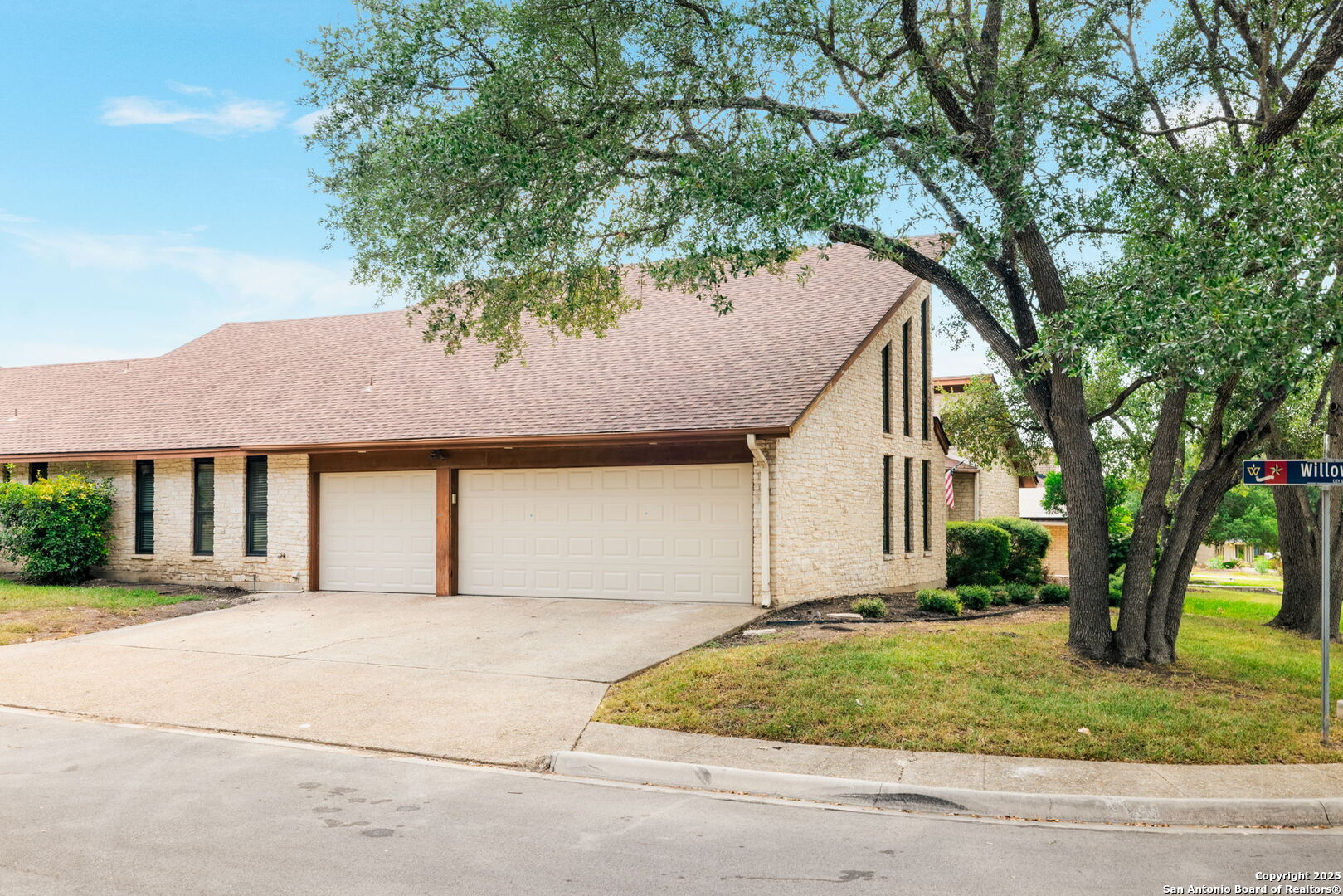 6326 Mallard Point Windcrest, TX 78239 - Photo 4 of 52