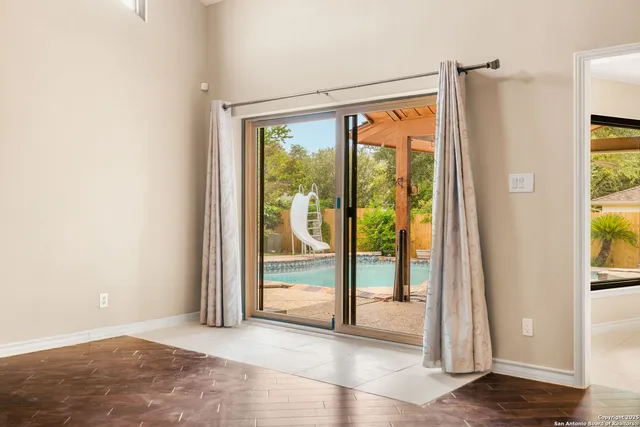 $549,000 | 6326 Mallard Point, Windcrest, TX 78239