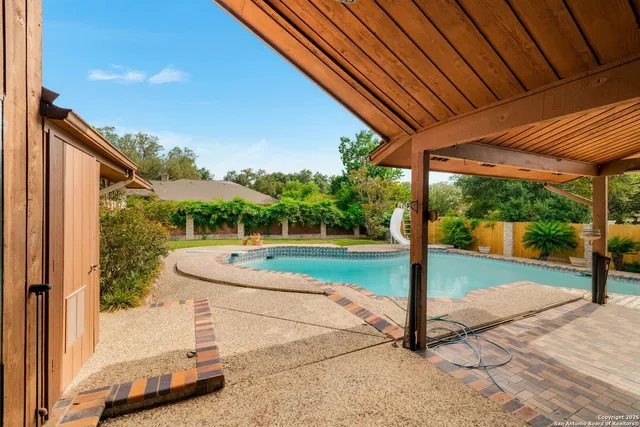 $549,000 | 6326 Mallard Point, Windcrest, TX 78239