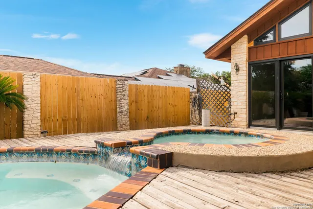 $549,000 | 6326 Mallard Point, Windcrest, TX 78239