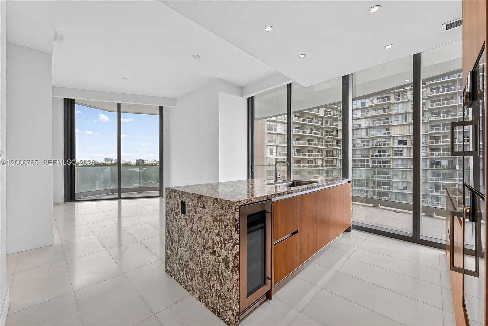 175 Southeast 25th Road, Unit 604 Miami, FL 33129 - Photo 17 of 36