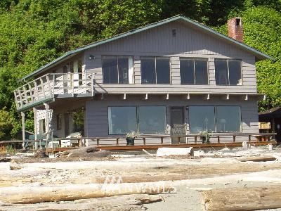 6100 South Brighton Beach Road Clinton, WA 98236 - Photo 1 of 1 Gallery Image 1