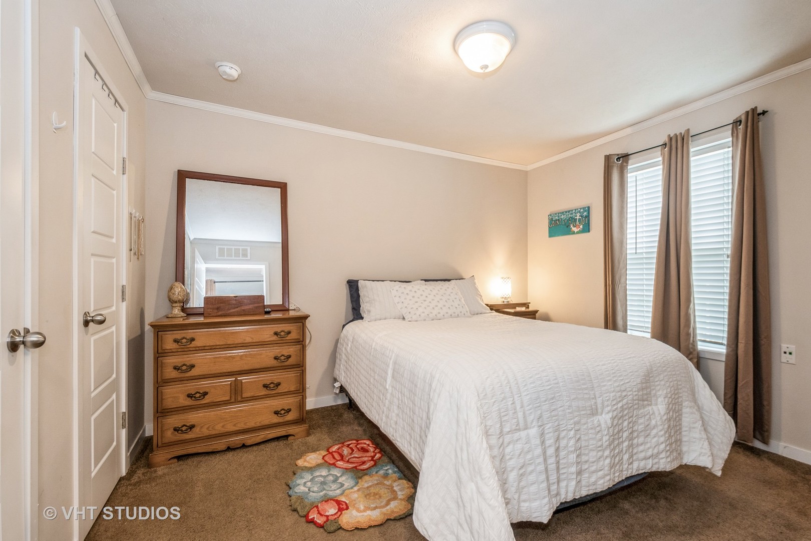 304 3rd Street Northfield, IL 60093 - Photo 8 of 14 a living room with furniture and a large window