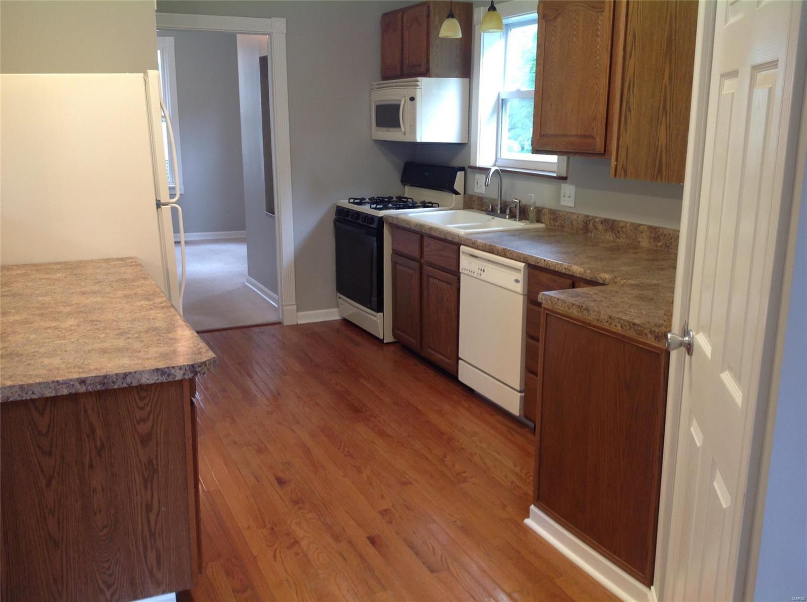 839 Holyoake Road Edwardsville, IL 62025 - Photo 18 of 26 Gallery Image 18