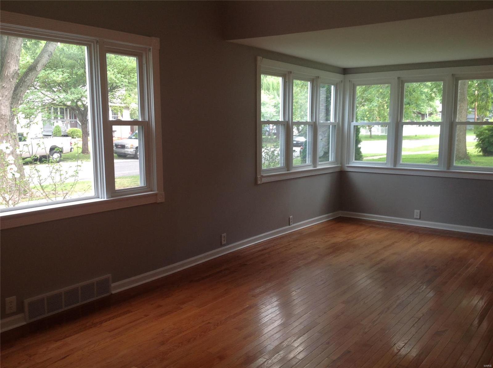 839 Holyoake Road Edwardsville, IL 62025 - Photo 7 of 26 Gallery Image 7