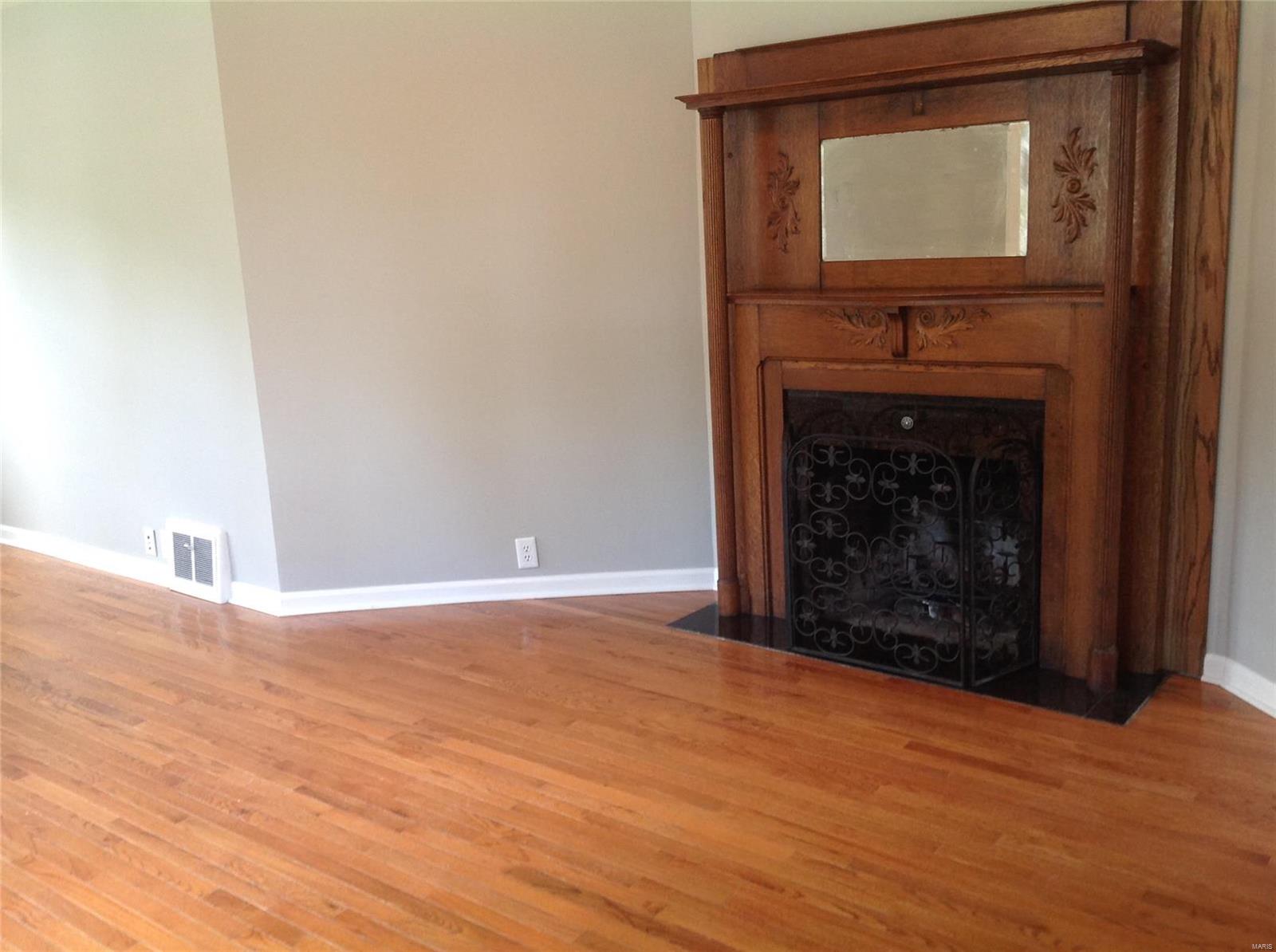 839 Holyoake Road Edwardsville, IL 62025 - Photo 8 of 26 Gallery Image 8