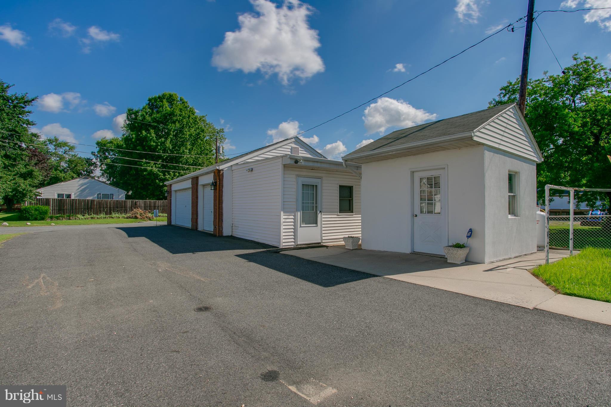 7315 Old Battle Grove Road Baltimore, MD 21222 - Photo 16 of 20 Exterior (General)