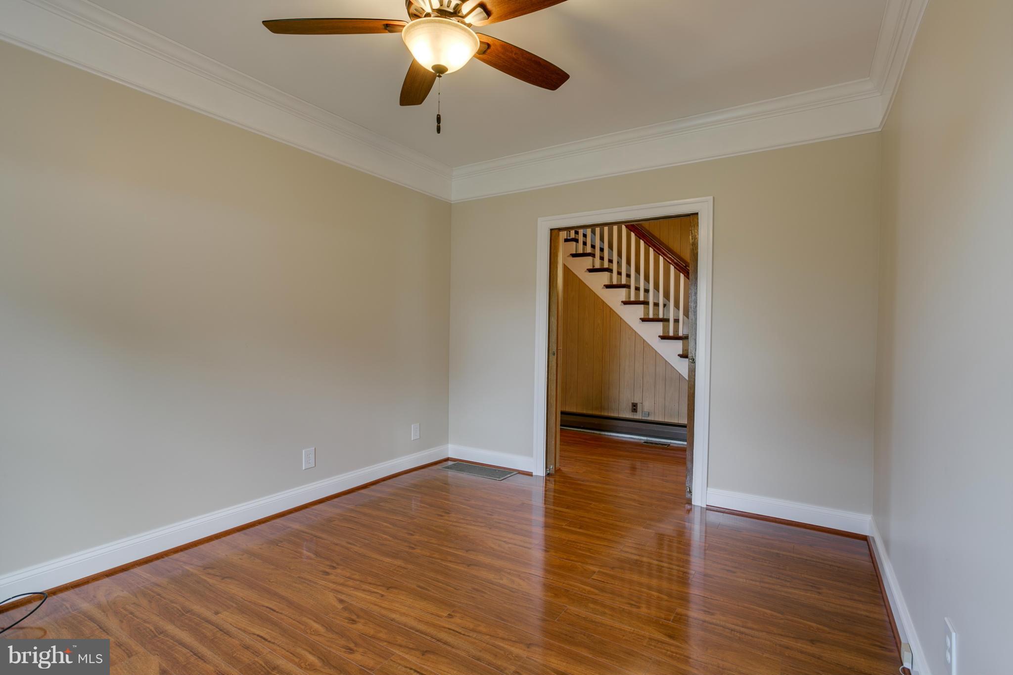 7315 Old Battle Grove Road Baltimore, MD 21222 - Photo 5 of 20 Interior (General)