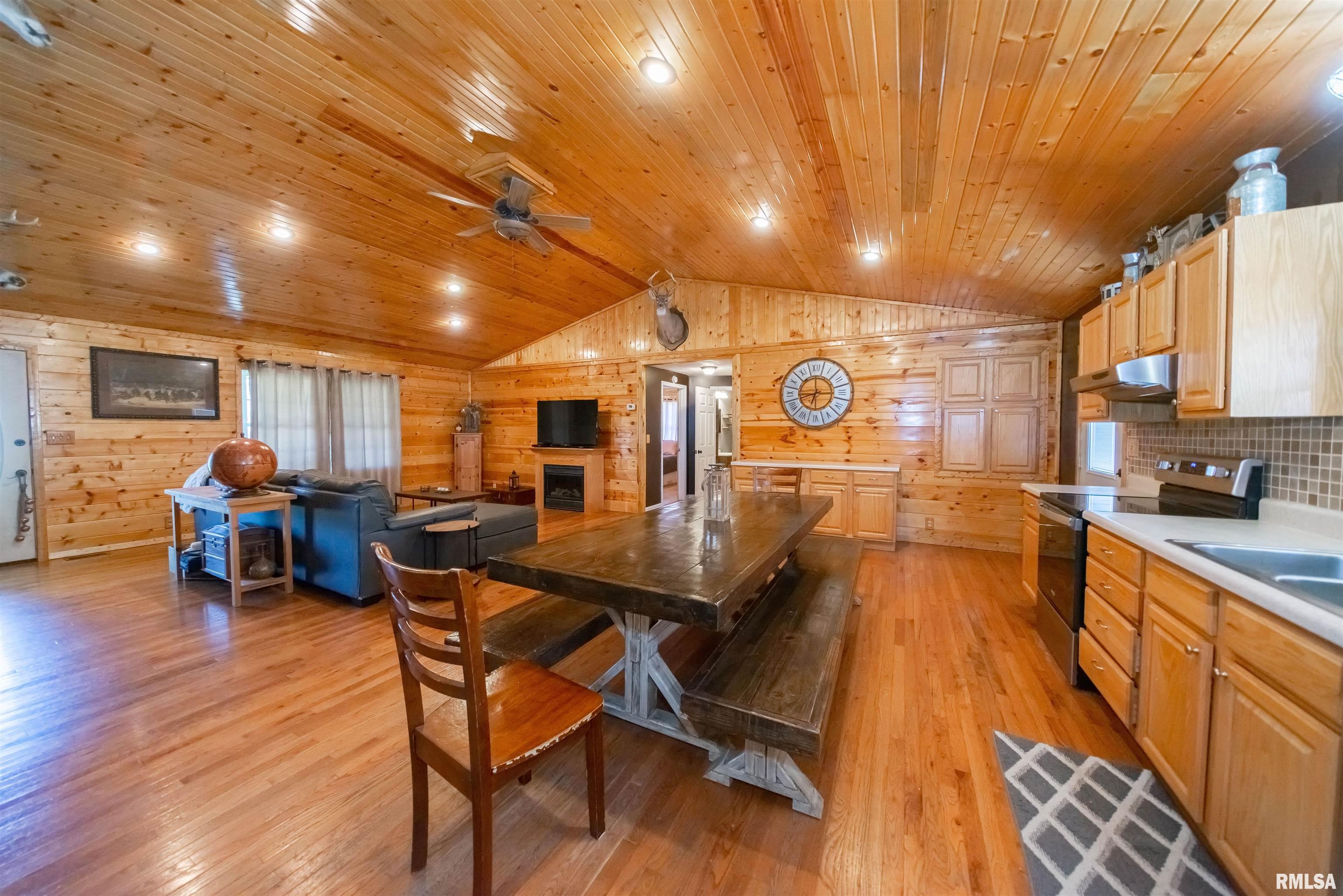 7822 Hill City Road Benton, IL 62812 - Photo 11 of 30