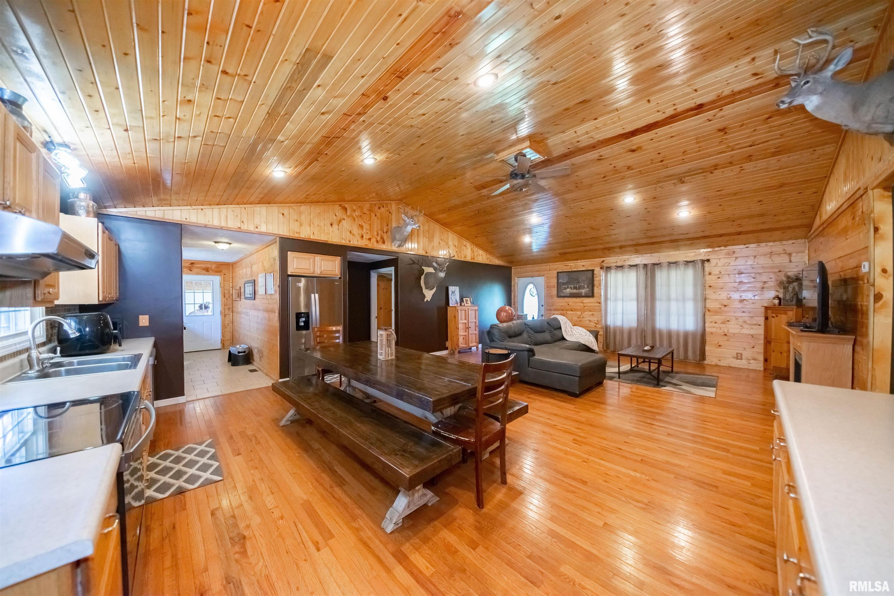 7822 Hill City Road Benton, IL 62812 - Photo 10 of 30