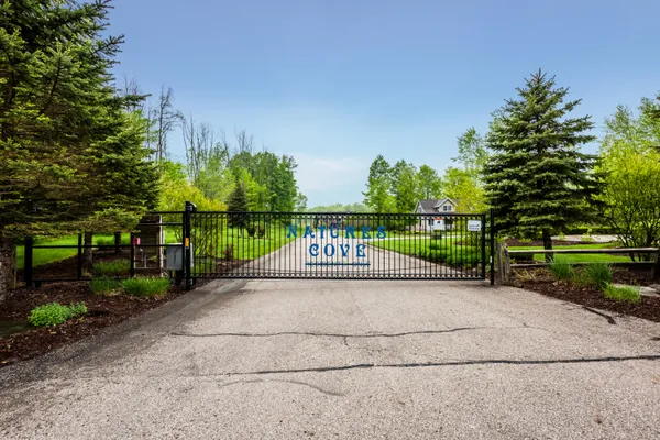 $350,000 | 5916 Osprey Lane, Watervliet, MI 49098