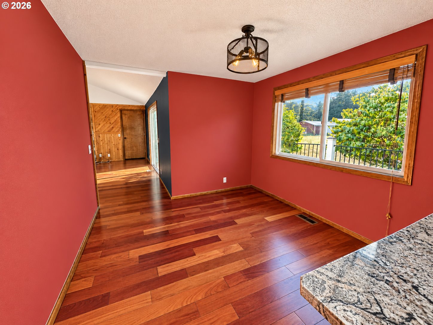 88692 Ermi Bee Road Springfield, OR 97478 - Photo 14 of 33 Gallery Image 14