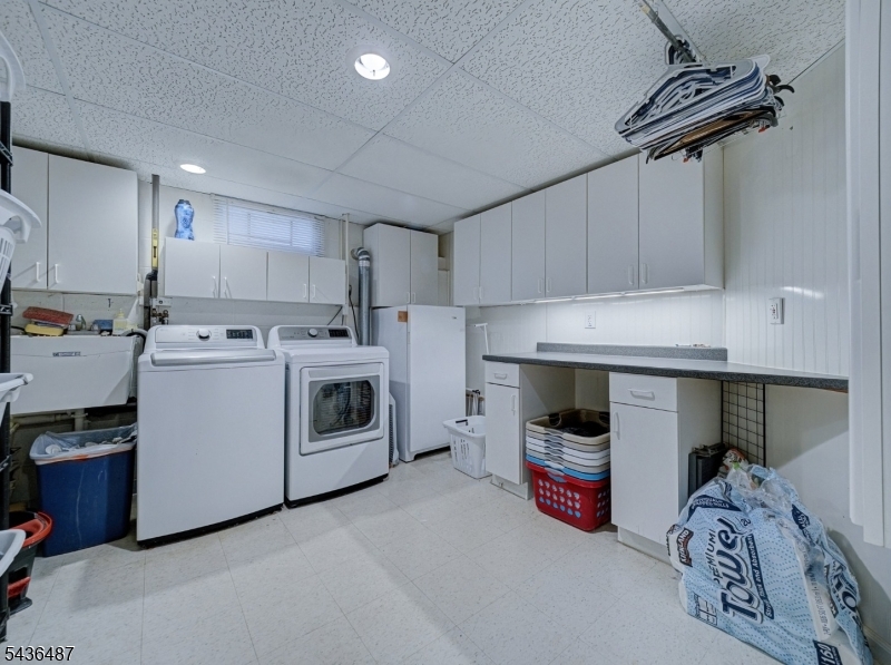 9 Chestnut Place Lebanon, NJ 08833 - Photo 33 of 43