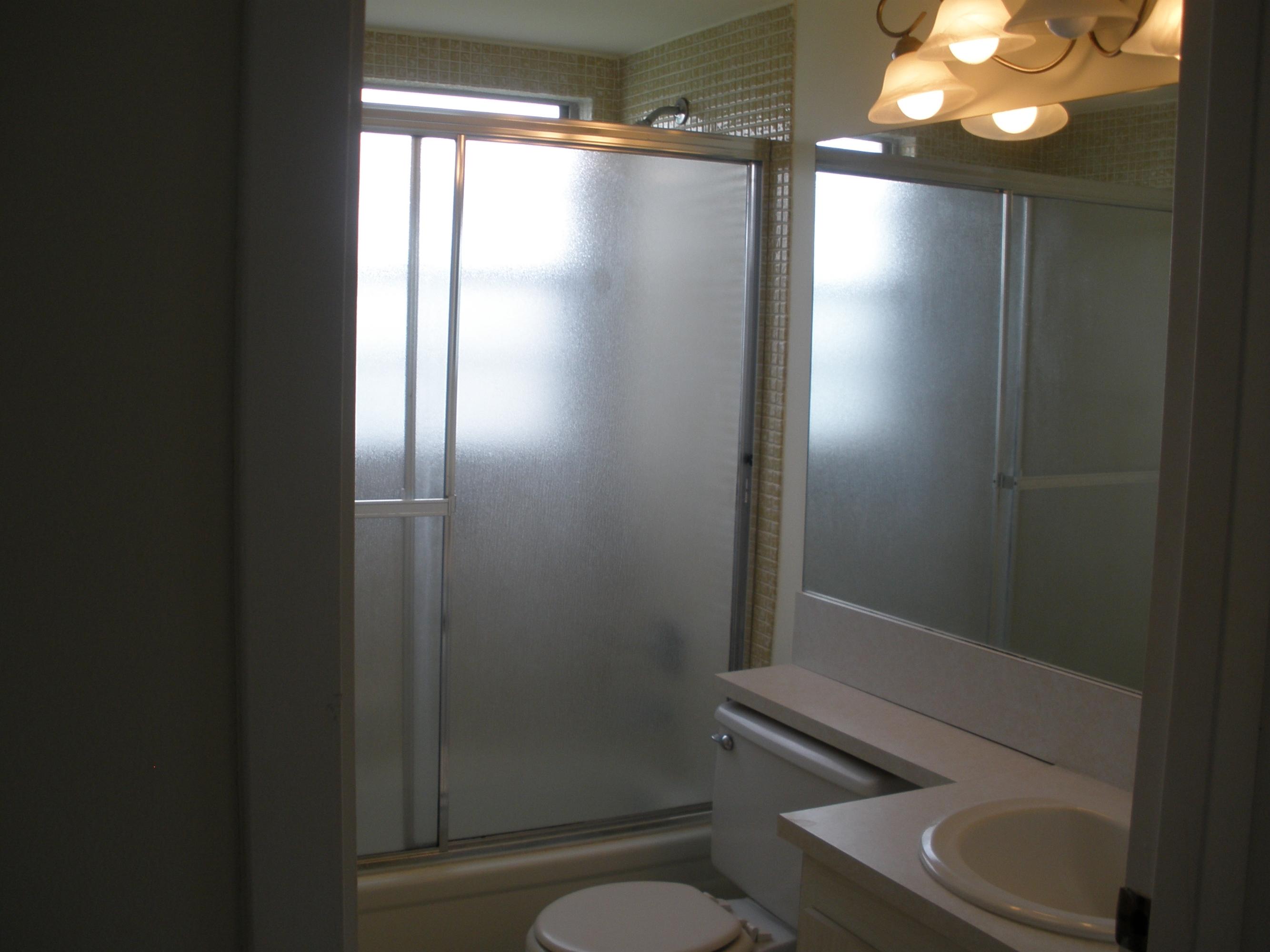 500 Fanshaw Drive, Unit L Boca Raton, FL 33434 - Photo 8 of 15 Bath