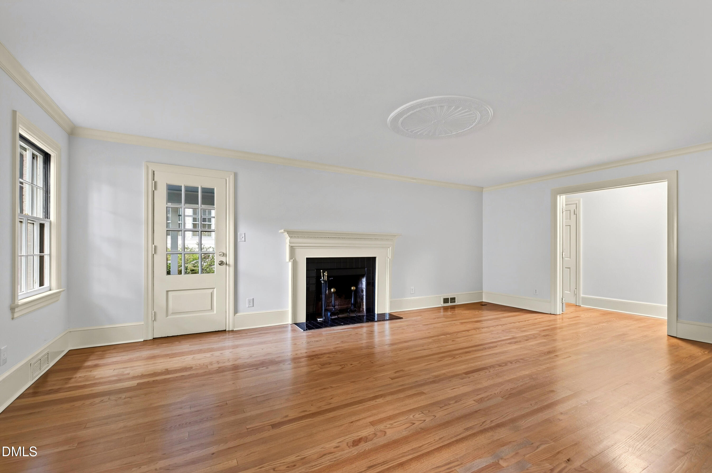 2709 Webb Street Raleigh, NC 27609 - Photo 6 of 63 Webb (62)