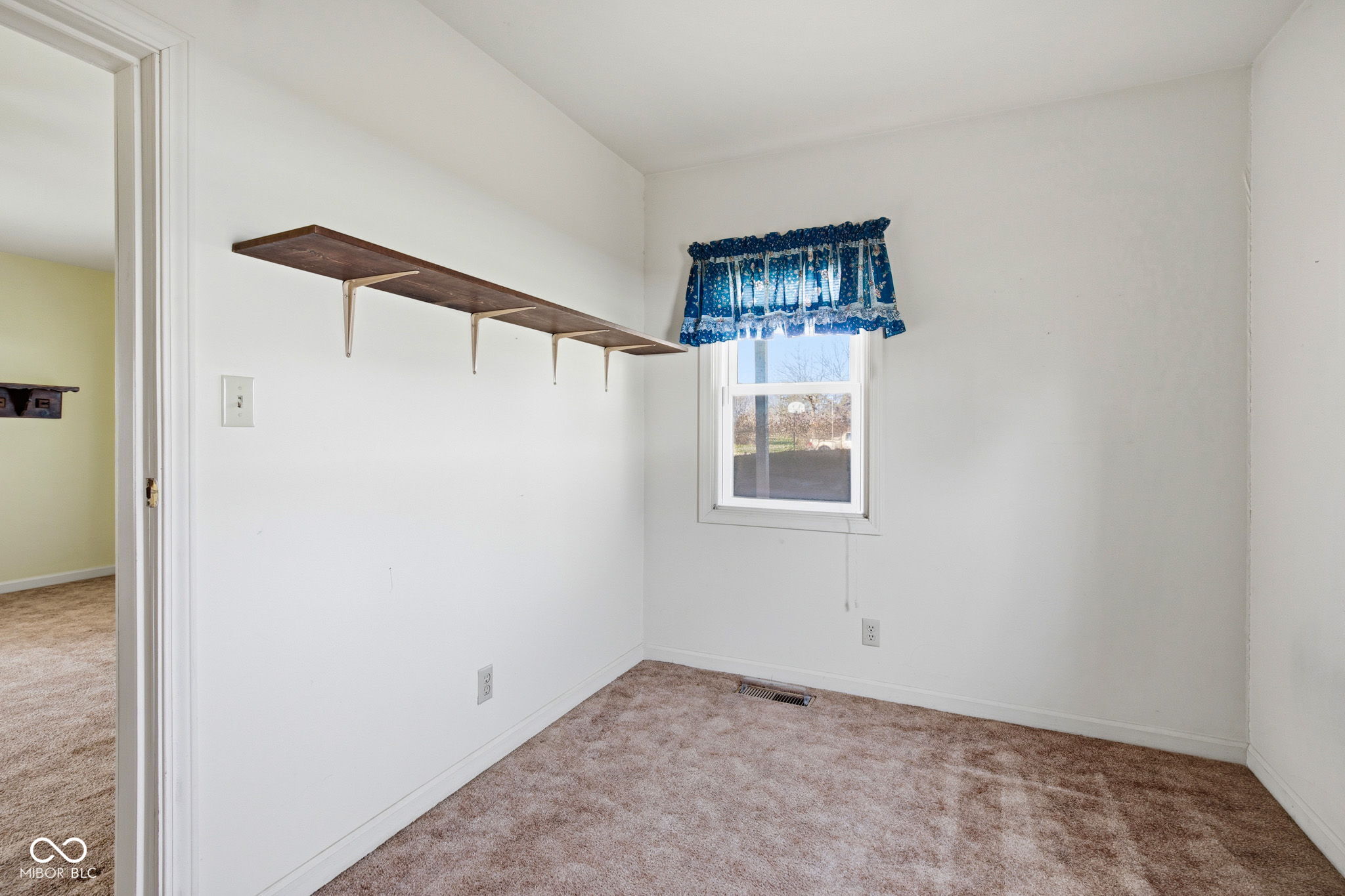 8327 North Washington Street Sheridan, IN 46069 - Photo 11 of 61
