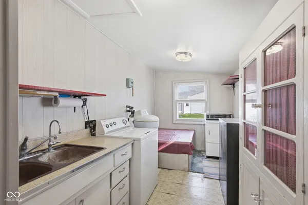 $175,000 | 8327 North Washington Street, Sheridan, IN 46069
