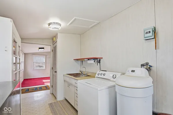 $175,000 | 8327 North Washington Street, Sheridan, IN 46069