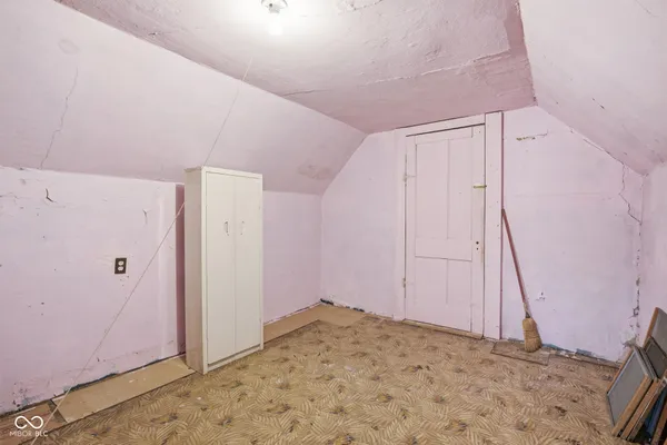 $175,000 | 8327 North Washington Street, Sheridan, IN 46069