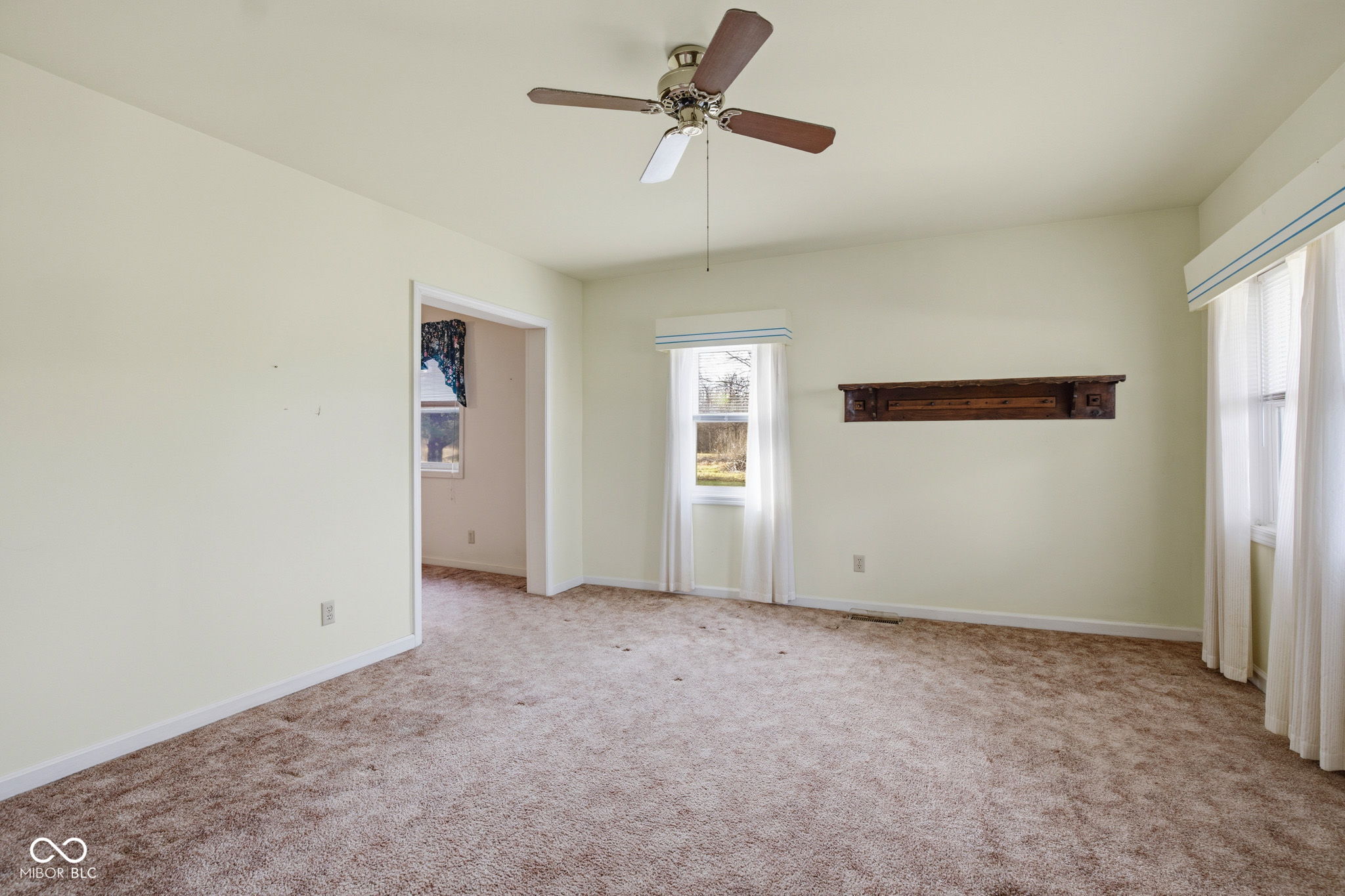 8327 North Washington Street Sheridan, IN 46069 - Photo 7 of 61