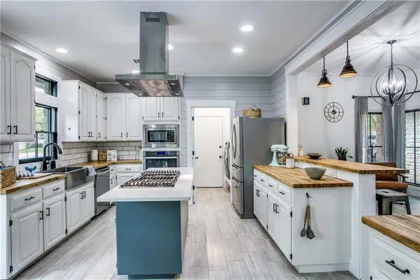 $2,500 | 2200 Falcon Drive, Round Rock, TX 78681