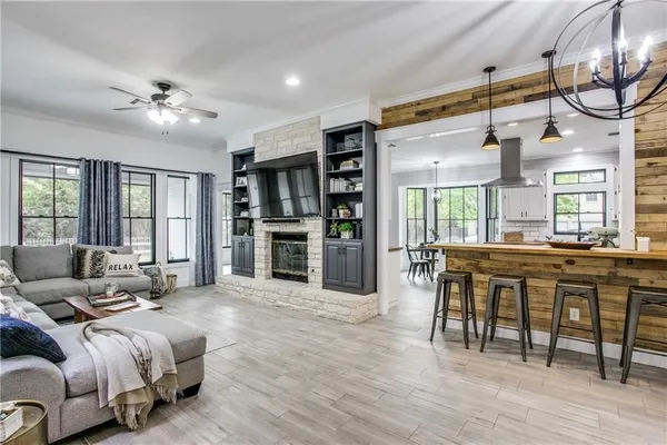 $2,500 | 2200 Falcon Drive, Round Rock, TX 78681