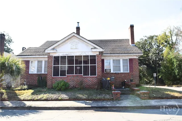 $359,000 | 1001 East 41st Street, Savannah, GA 31405