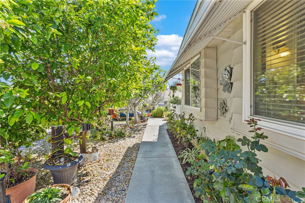 9679 Rosedale Drive Calimesa, CA 92320 - Photo 7 of 39