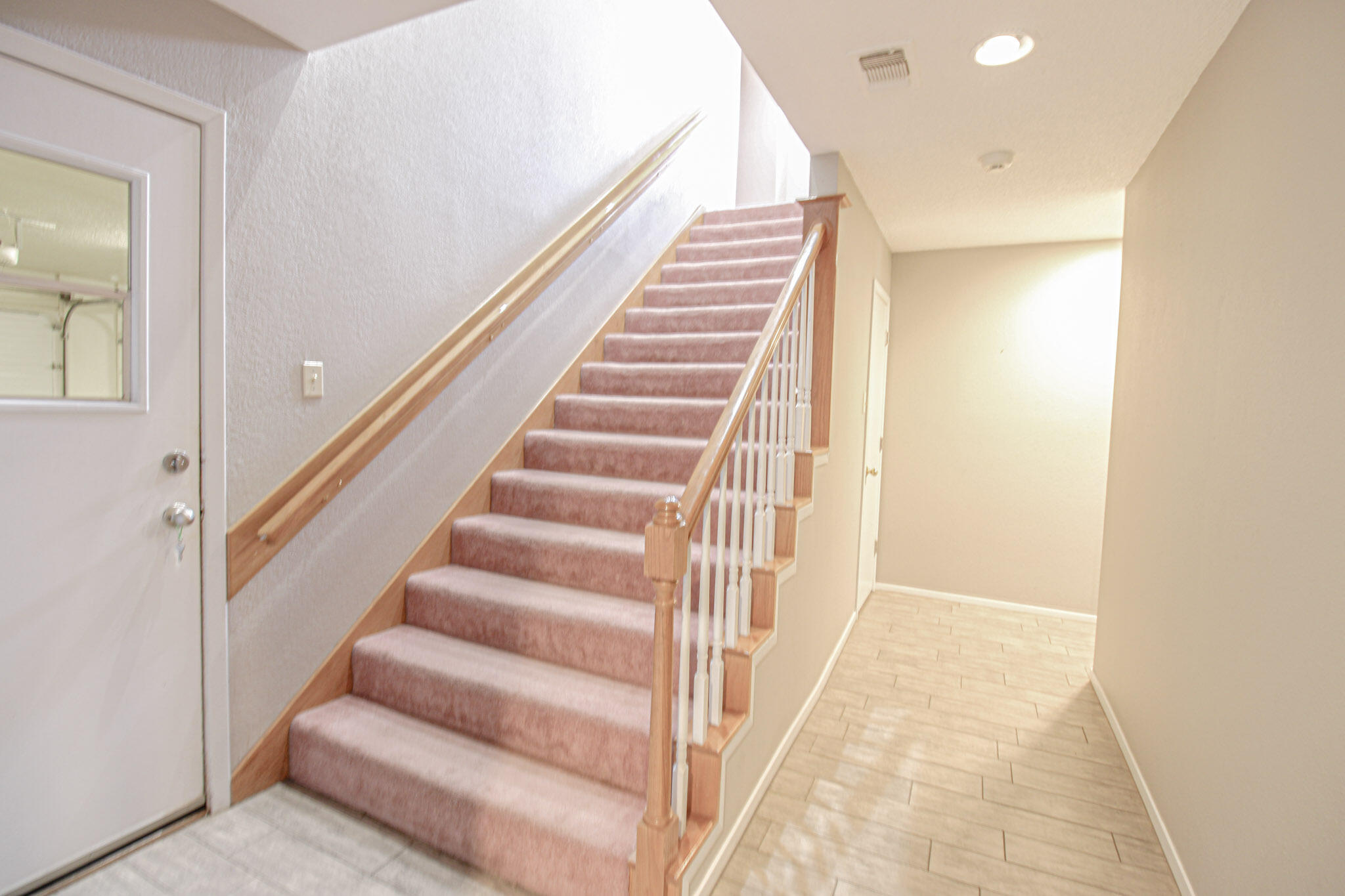 2606 Newcomb Street Lubbock, TX 79415 - Photo 32 of 51 stair