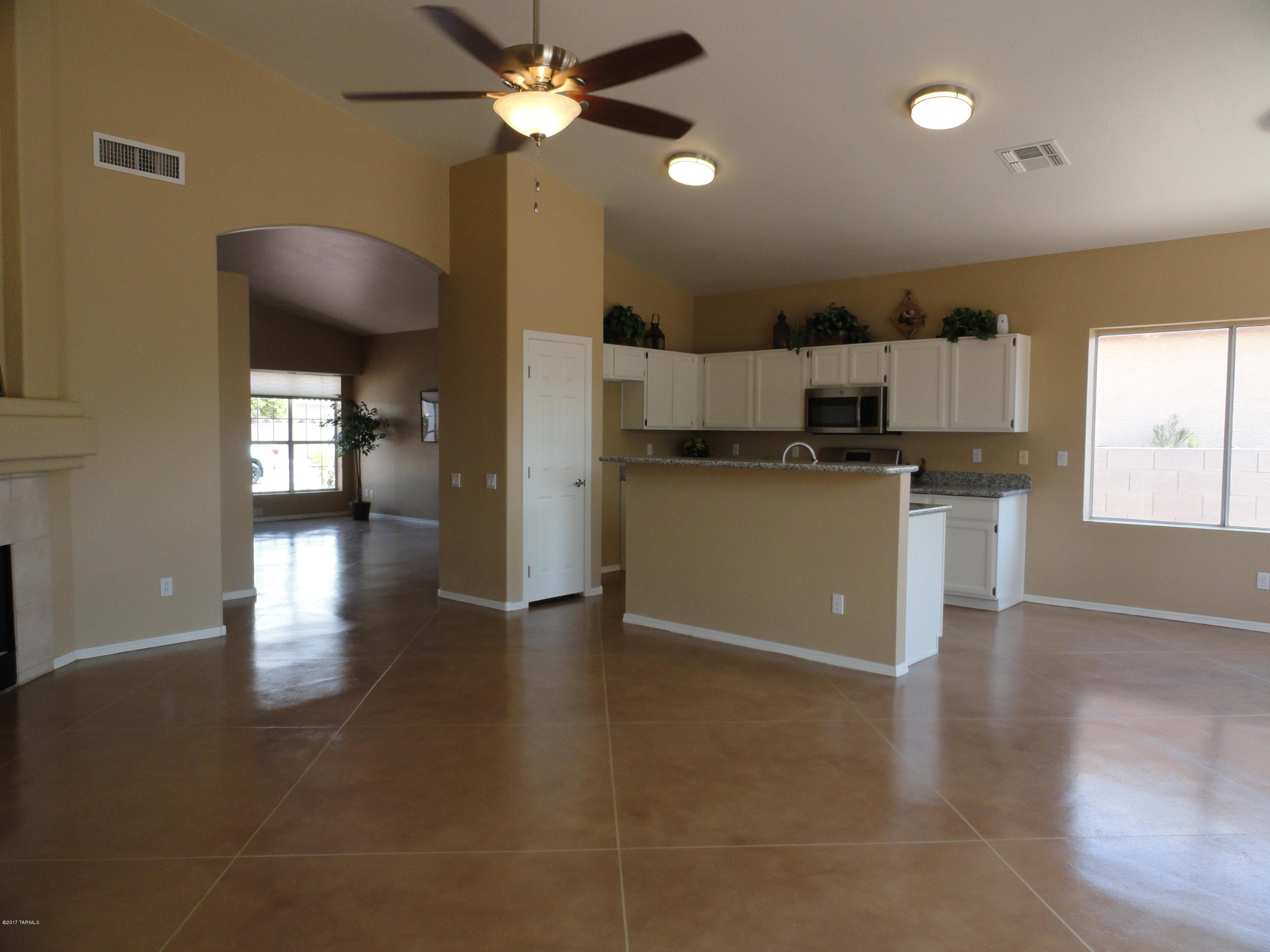 10050 East English Woods Road Tucson, AZ 85748 - Photo 12 of 25