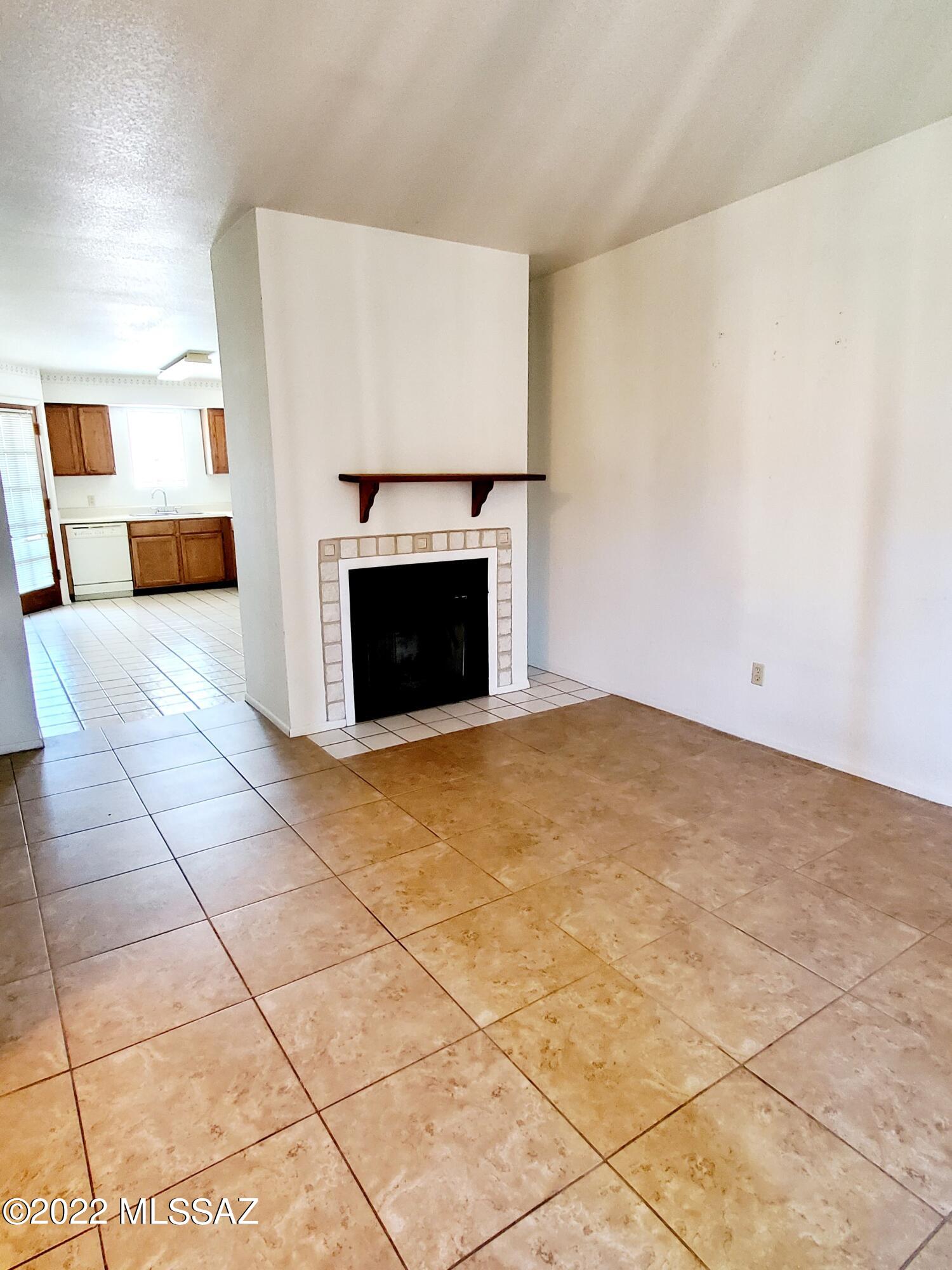 3690 North Country Club Road, Unit 1014 Tucson, AZ 85716 - Photo 16 of 16