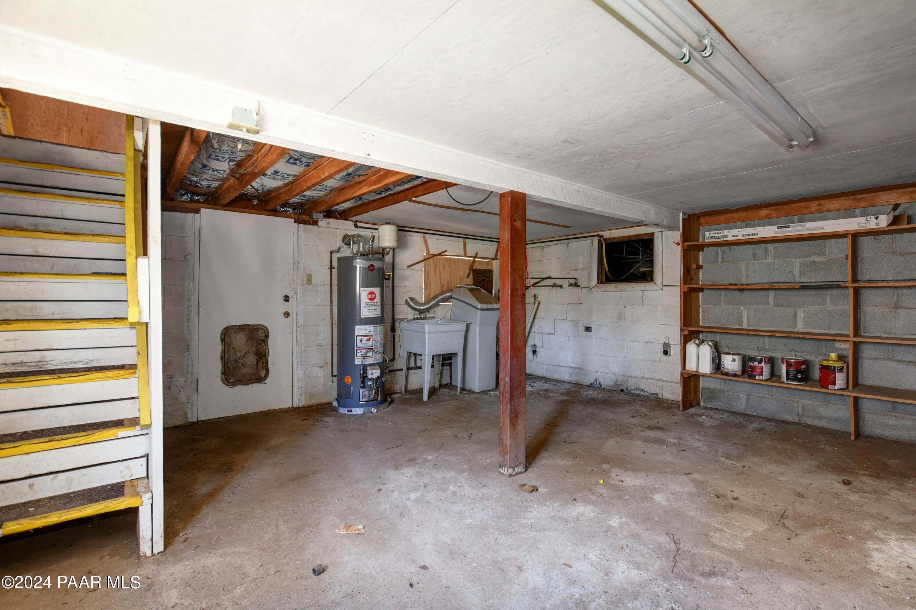 4560 South Feldspar Road Prescott, AZ 86303 - Photo 16 of 29 Laundry Room